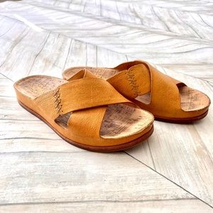 KORKEASE AMBOY MUSTARD SLIDE ON LEATHER SANDALS | SIZE 8